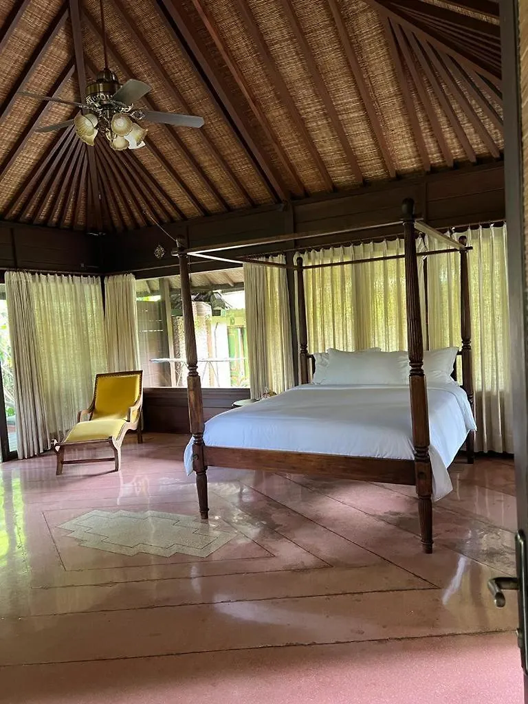 Villa Sanggah Bali Bungalows Seminyak  Lodge
