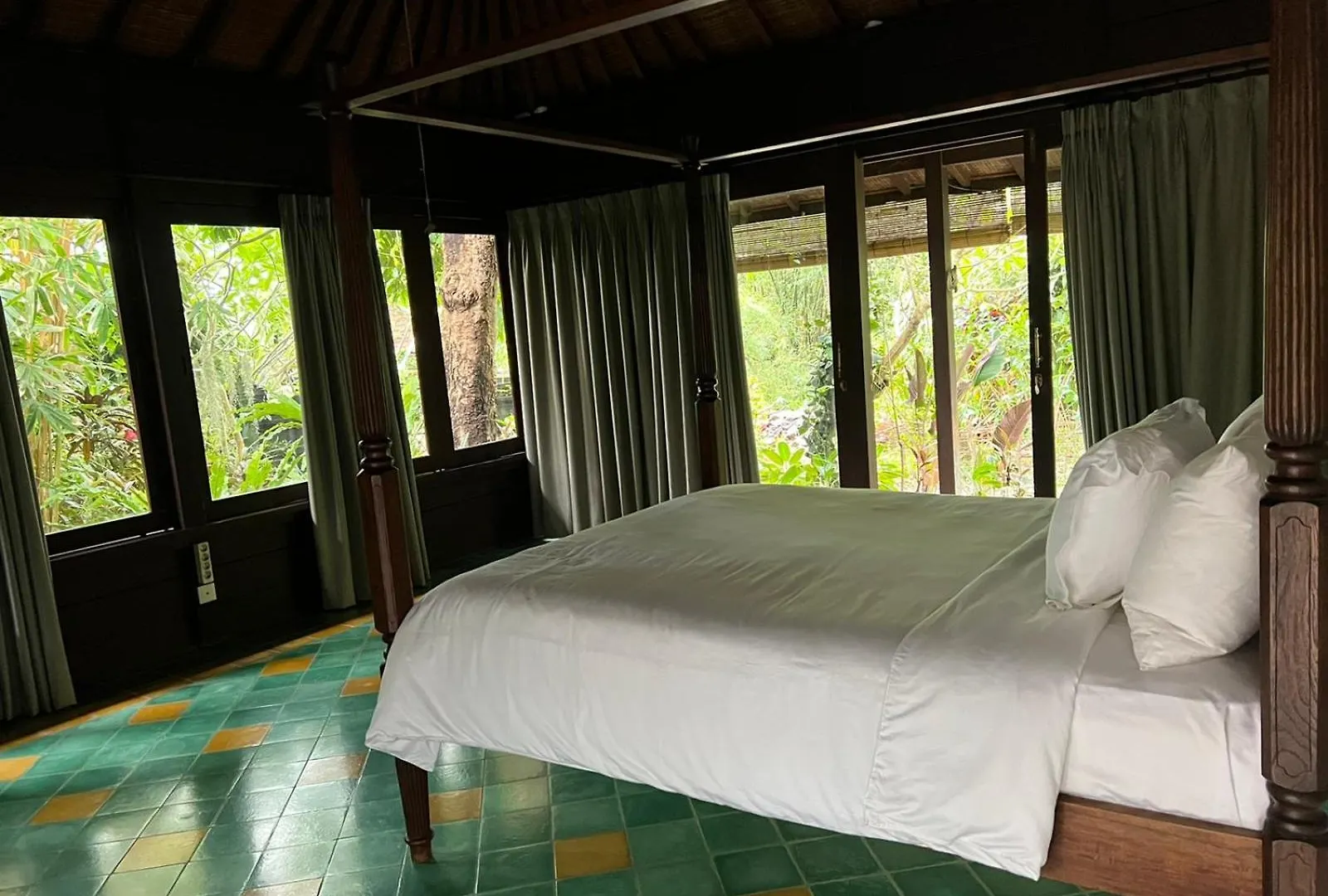 Lodge Villa Sanggah Bali Bungalows Seminyak